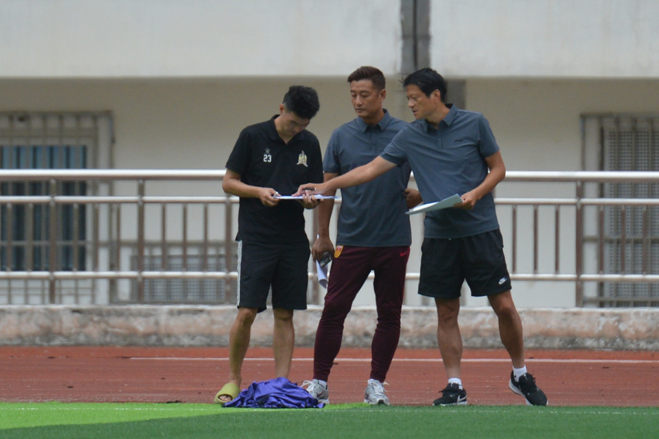 员标杆的, 渝超最强教, 组委会供图 员标杆的, 渝超最强教, 组委会供图