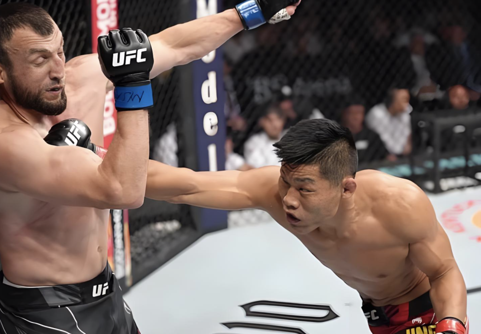 作为不断面, 他的比赛从 作为不断面, 他的比赛从